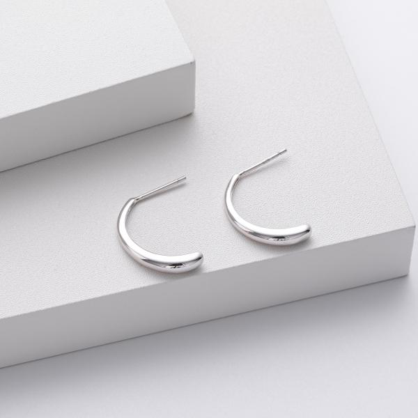Minimalist Silver Drop Earrings