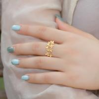 Gold Floral Design Band Ring