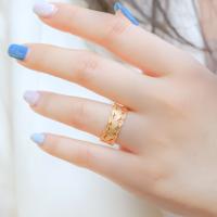 Gold Leaf Motif Band Ring