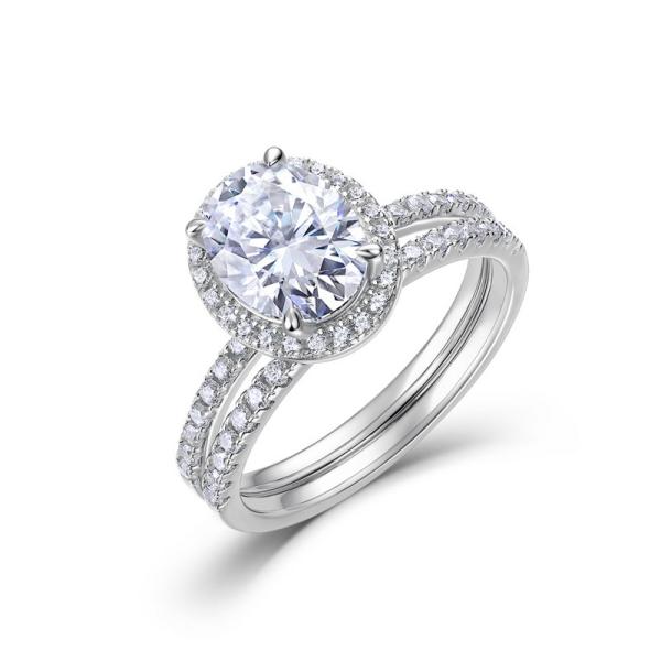 925 Silver Halo Cubic Zirconia Ring