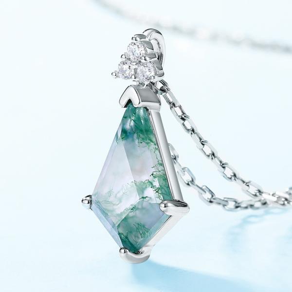 Green Stone Silver Pendant Necklace