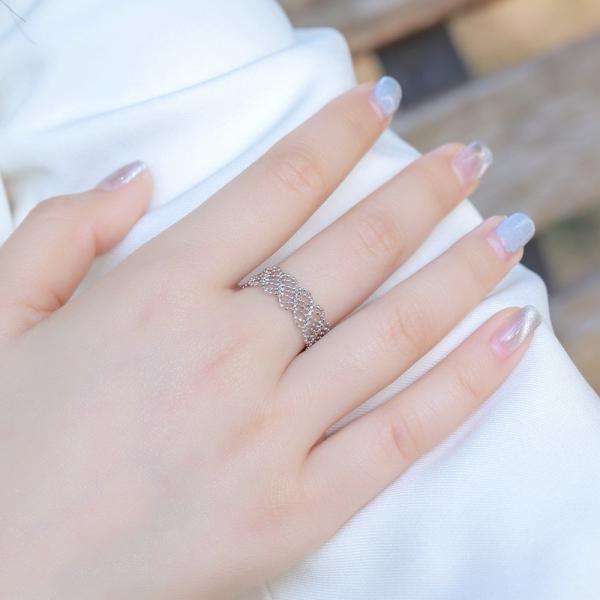 Delicate Silver Geometric Band Ring