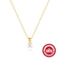 Gold-Plated Pearl Pendant Necklace