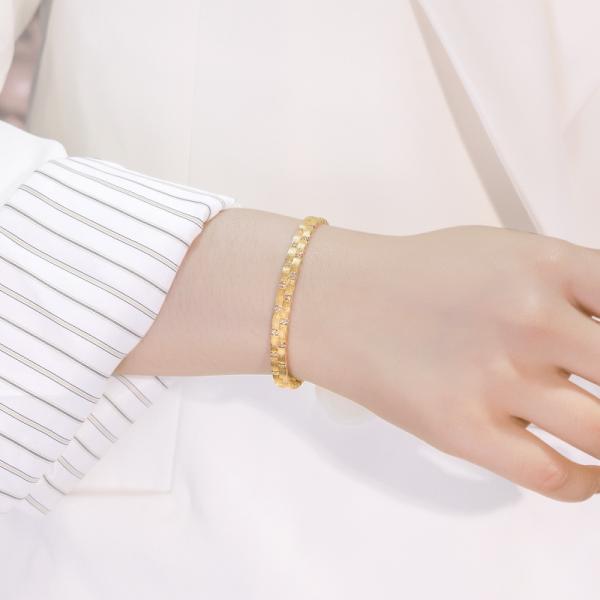 High-Polish Geometric Gold Bangle