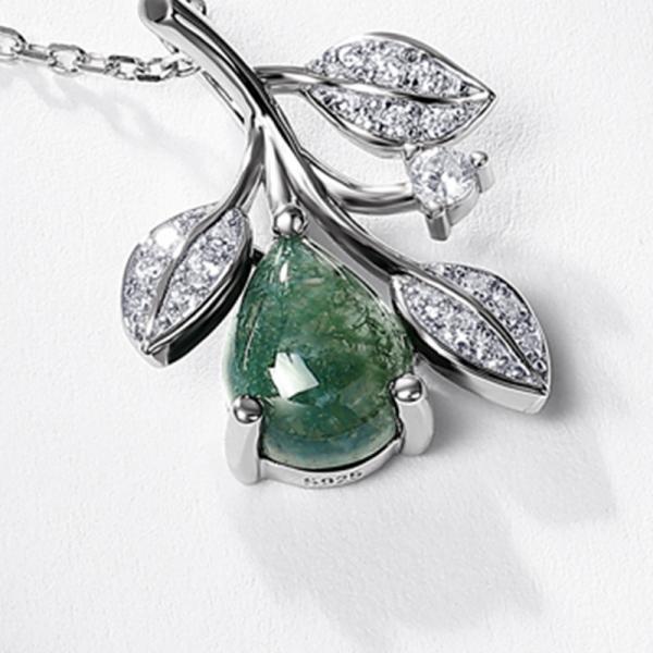 Leaf Motif Jade Silver Pendant Necklace