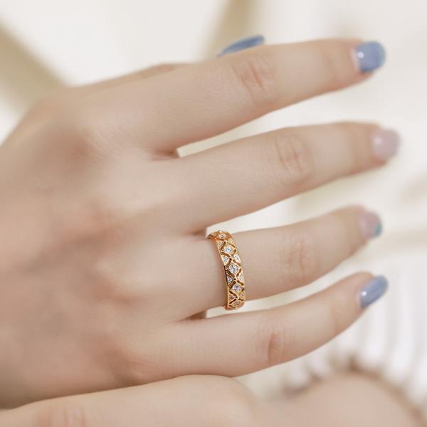 Gold Geometric Band Ring