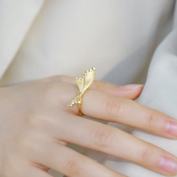 Gold Bow Motif Band Ring
