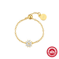 Gold-Plated Floral Chain Bracelet