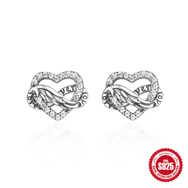 925 Silver Heart Pavé Stud Earrings