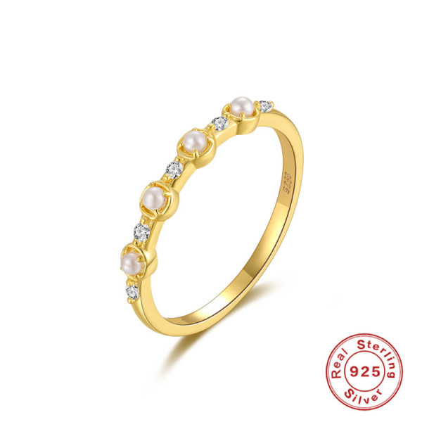 Gold-Plated Pearl Accent Band Ring
